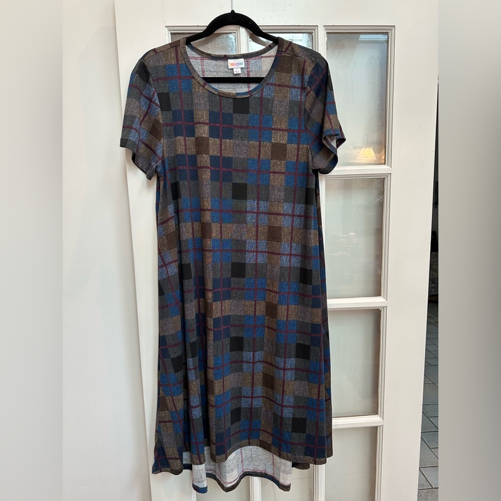 LuLaRoe Carly High Low Midi Swing Dress Beautiful Plaid Grunge Y2K Print Size L